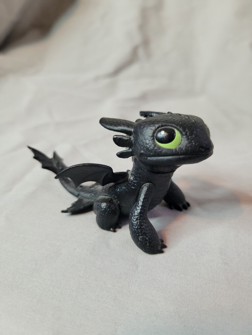 Dreamworks Black Toothless Night Fury Figure